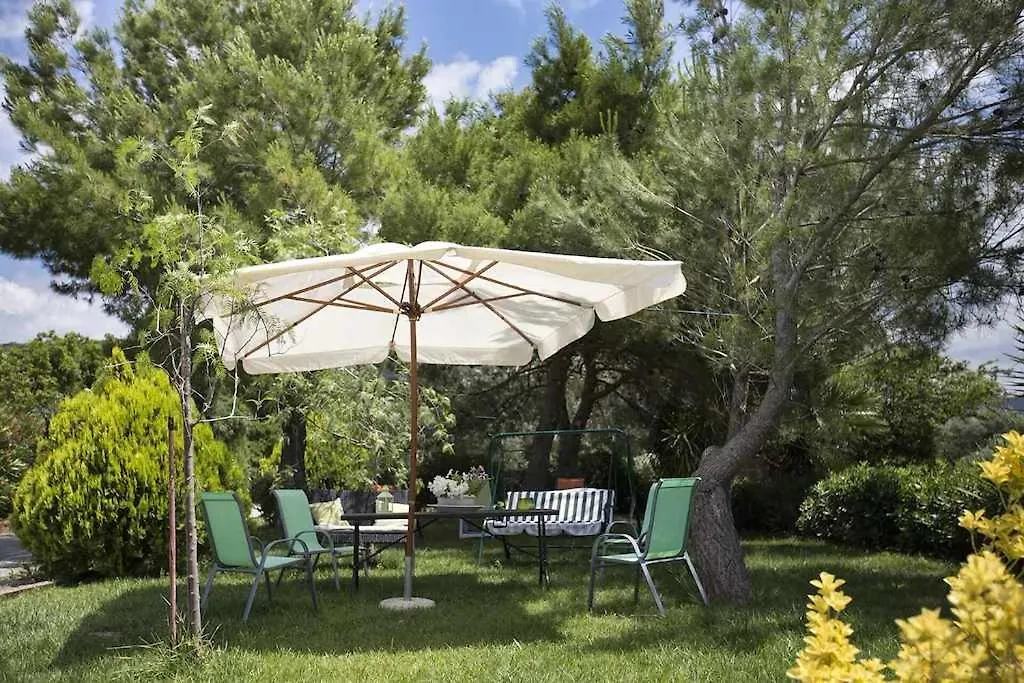 Alghero Villa Maestrale Con Veranda Coperta Giardino 4 Camere 3 Bagni